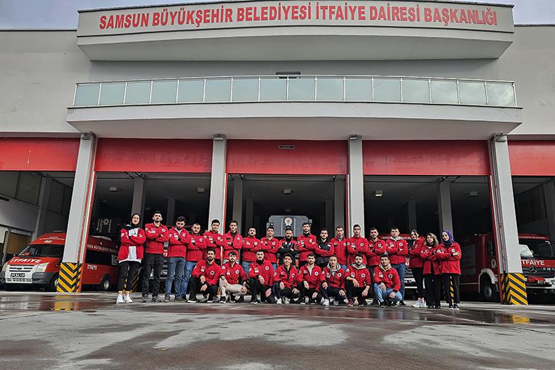 Samsun Büyükşehir Belediyesi İtfaiye Daire Başkanlığı’nda Temel İtfaiye Eğitimi ve Teknik Gezi