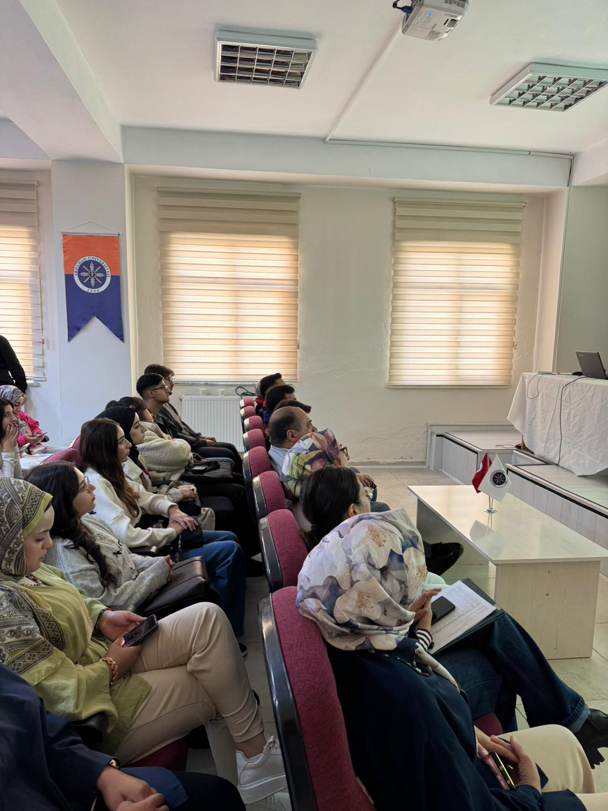 Seminer - Kimya: Maddelerin Bilimi Yangının Dili